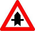 B15: Intersection with minor priority road