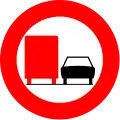 C39: Overtaking vehicles with more than two wheels and horse wagons forbidden for vehicles with a maximum allowed mass of over 3500 kg